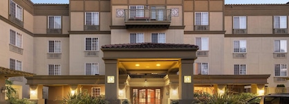 Larkspur Landing Renton - An All-Suite Hotel