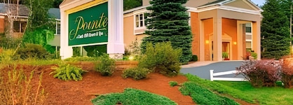 Castle Hill Resort & Spa