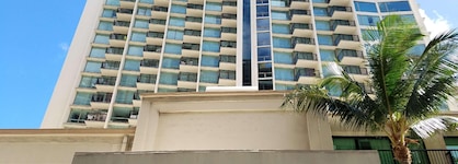 The Imperial Hawaii Resort