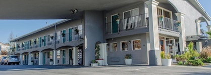 Continental Inn