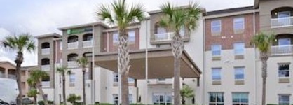 Comfort Suites