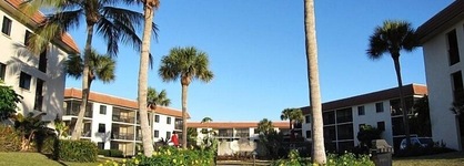 Sandalfoot Beachfront Condominium