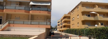 Apartamentos Surfing 3000