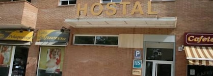 Hostal Puente De Piedra