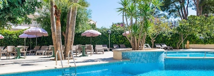 Flor Los Almendros Hotel and Apartaments