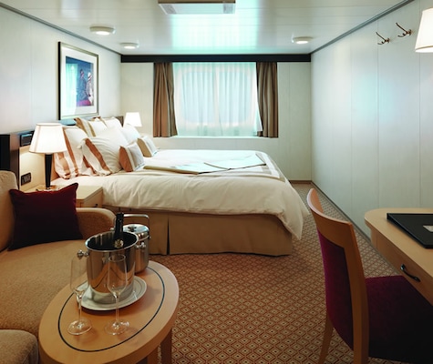 QE Oceanview Stateroom