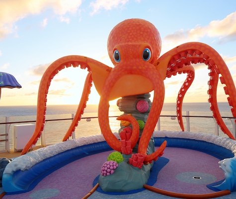 Image Wonder of the Seas 7