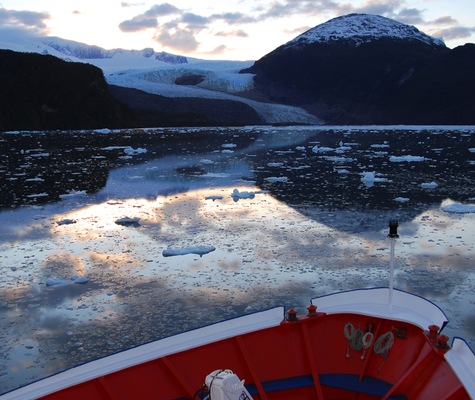 Kawesar_Fjord_Calvo