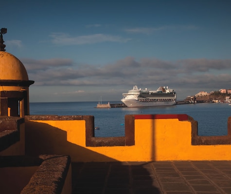 Azura_ashore