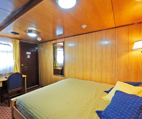 SkorpiosII_Exterior_Double_bed