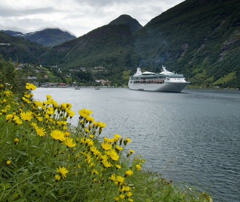Image Vision of the Seas 16