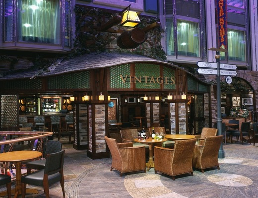 Vintage Lounge
