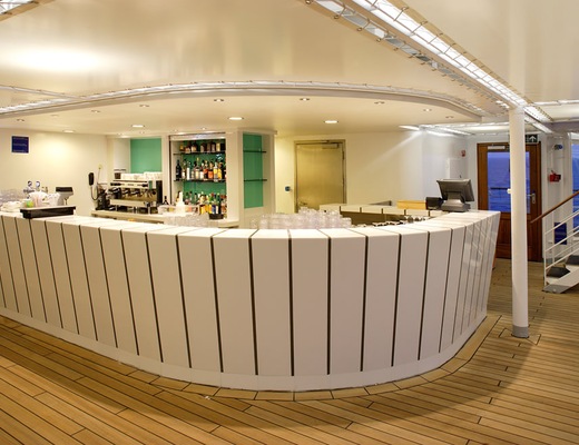 deck_bar_magellan