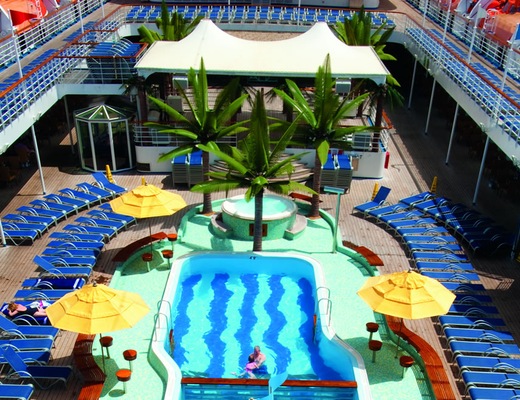 Lido Resort Pool