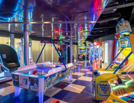 MSC World Europa Bars