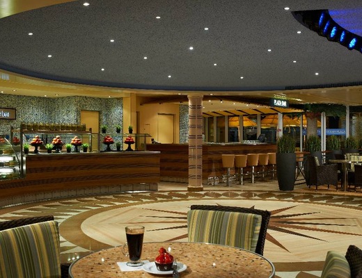 Image Carnival Breeze 24