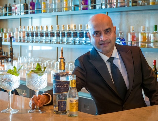 Iona Gin Specialist