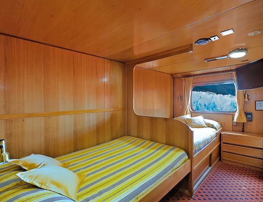 SkorpiosII_exterior_Cabin
