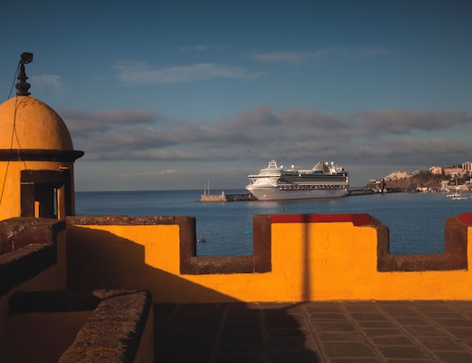 Azura_ashore