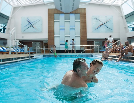 Image Celebrity Equinox 27
