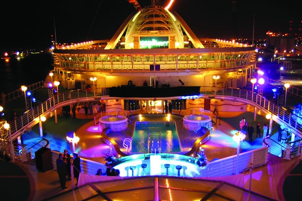 Caribbean Princess Deck