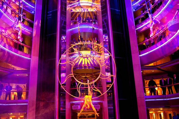 Image Grandeur of the Seas 11