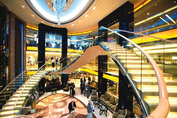 Azura_Atrium2