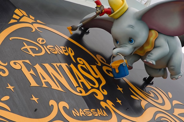 Image Disney Fantasy 26