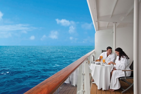 Image Celebrity Solstice 3