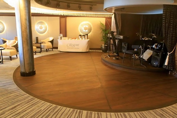 Image Seven Seas Explorer 9