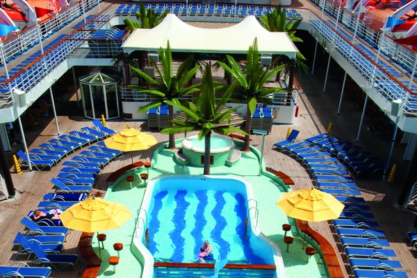 Lido Resort Pool