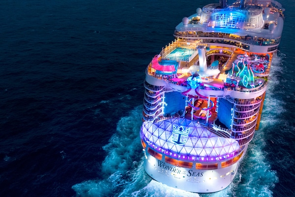 Image Wonder of the Seas 16