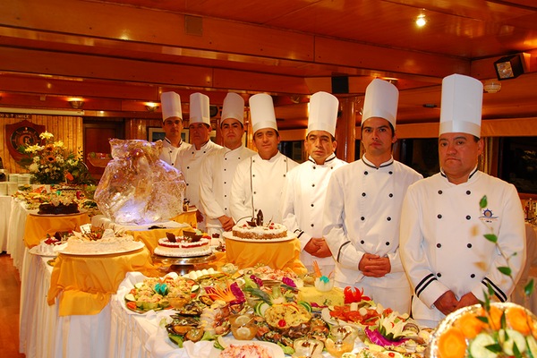 SkorpiosII_Cuisine
