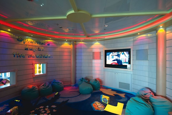 Azura The Beach Hut2