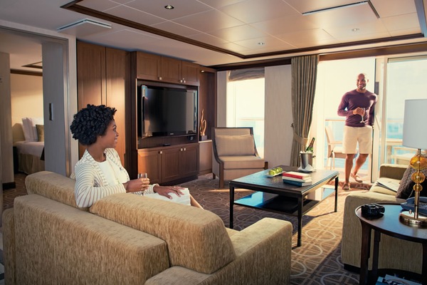 Image Celebrity Equinox 24