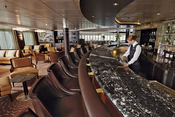 Image Seven Seas Mariner 14
