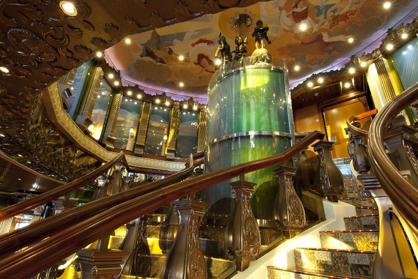 Image Carnival Pride 42