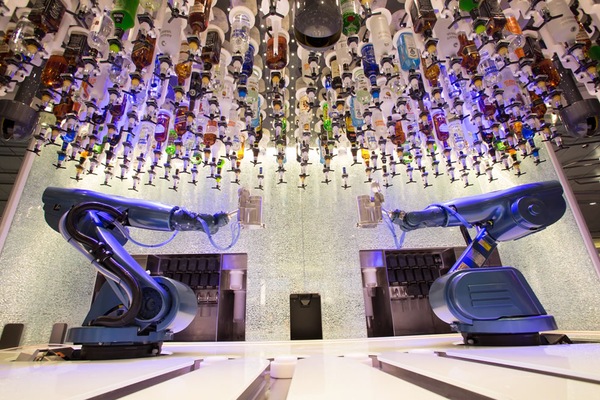 Image Quantum of the Seas 3