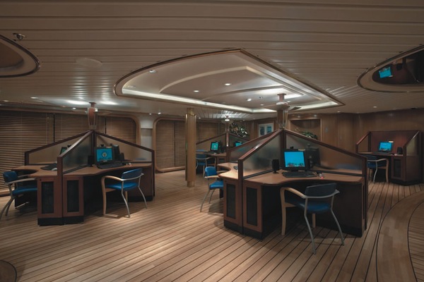 Internet Cafe