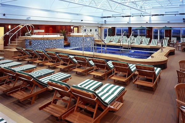QM Pavilion Pool