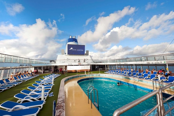 Pool_Deck_Columbus