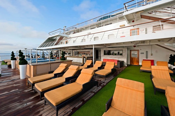Pool_Deck_ColumbusI