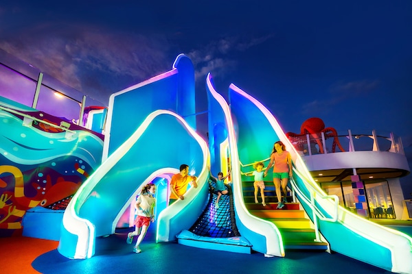 Image Wonder of the Seas 14