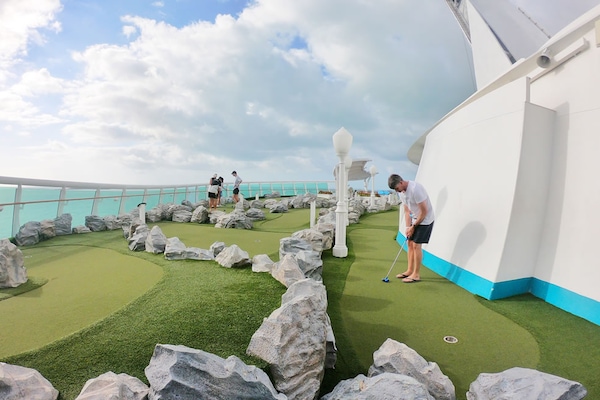 Image Explorer of the Seas 3