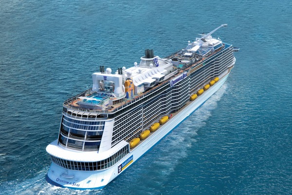 Image Quantum of the Seas 25