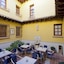 Hotel Casona De La Reyna
