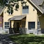 Waterton Lakes Lodge Resort