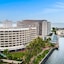 Hilton Cairns