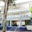 Baan Bayan Beach Hotel