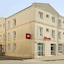 Ibis Rochefort